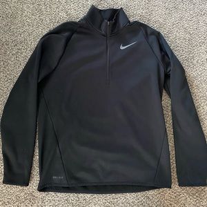 Nike Therma Dri-Fit Longsleeve 1/4 Zip - Black - Men’s Medium